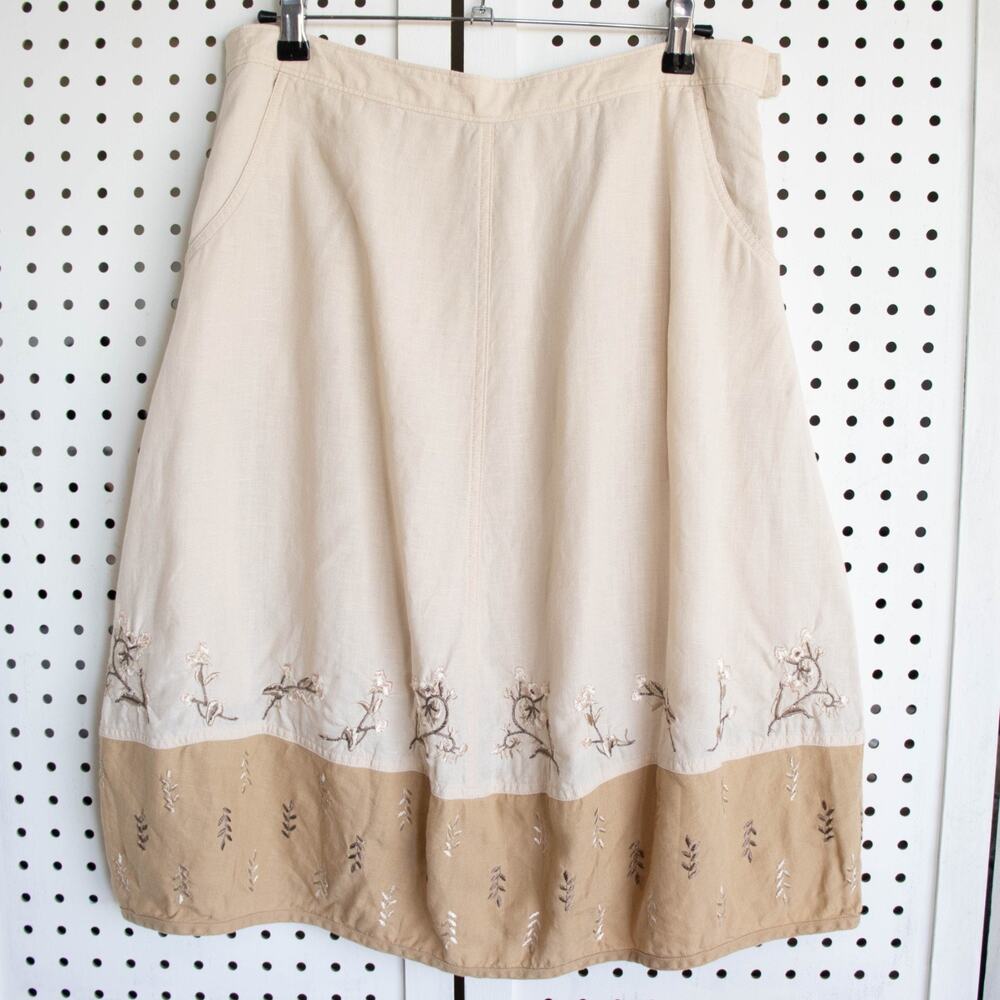 J. Jill Skirt Womens SIZE 10 Beige Two Toned Midi Skirt Floral Embroidered